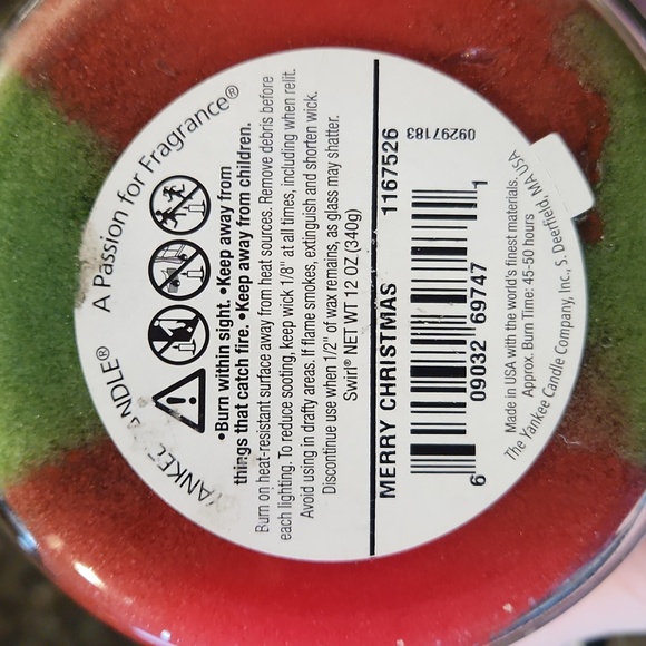 Merry Christmas Yankee Candle - Picture 3 of 4